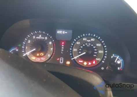 2011 Honda Odyssey Lx из США, поврежденный, VIN 5FNRL5H2XBB075570